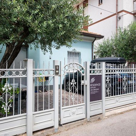 Residence Diffuso Arcobaleno Габичче-Маре Экстерьер фото