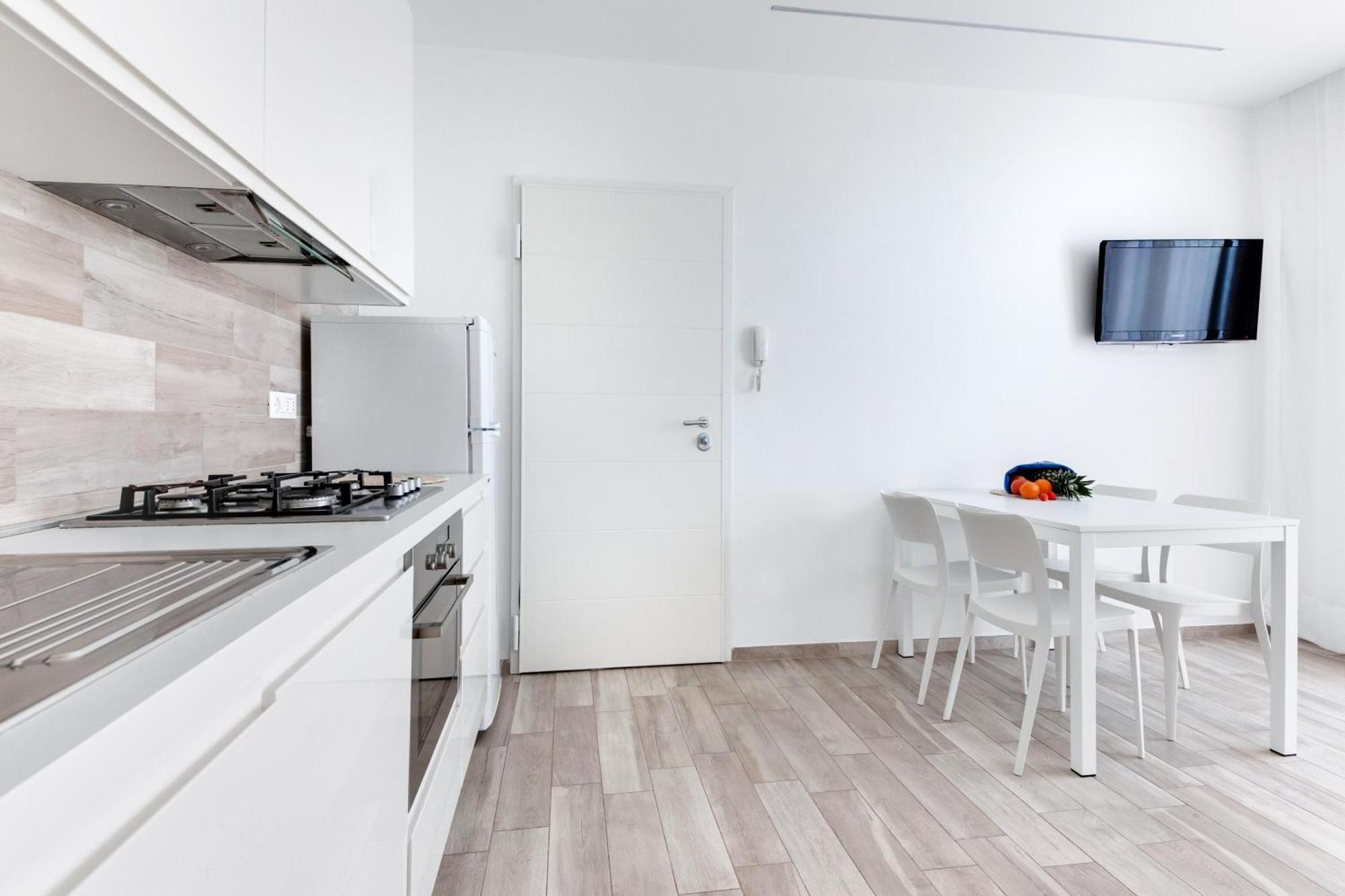 Residence Diffuso Arcobaleno Габичче-Маре Экстерьер фото