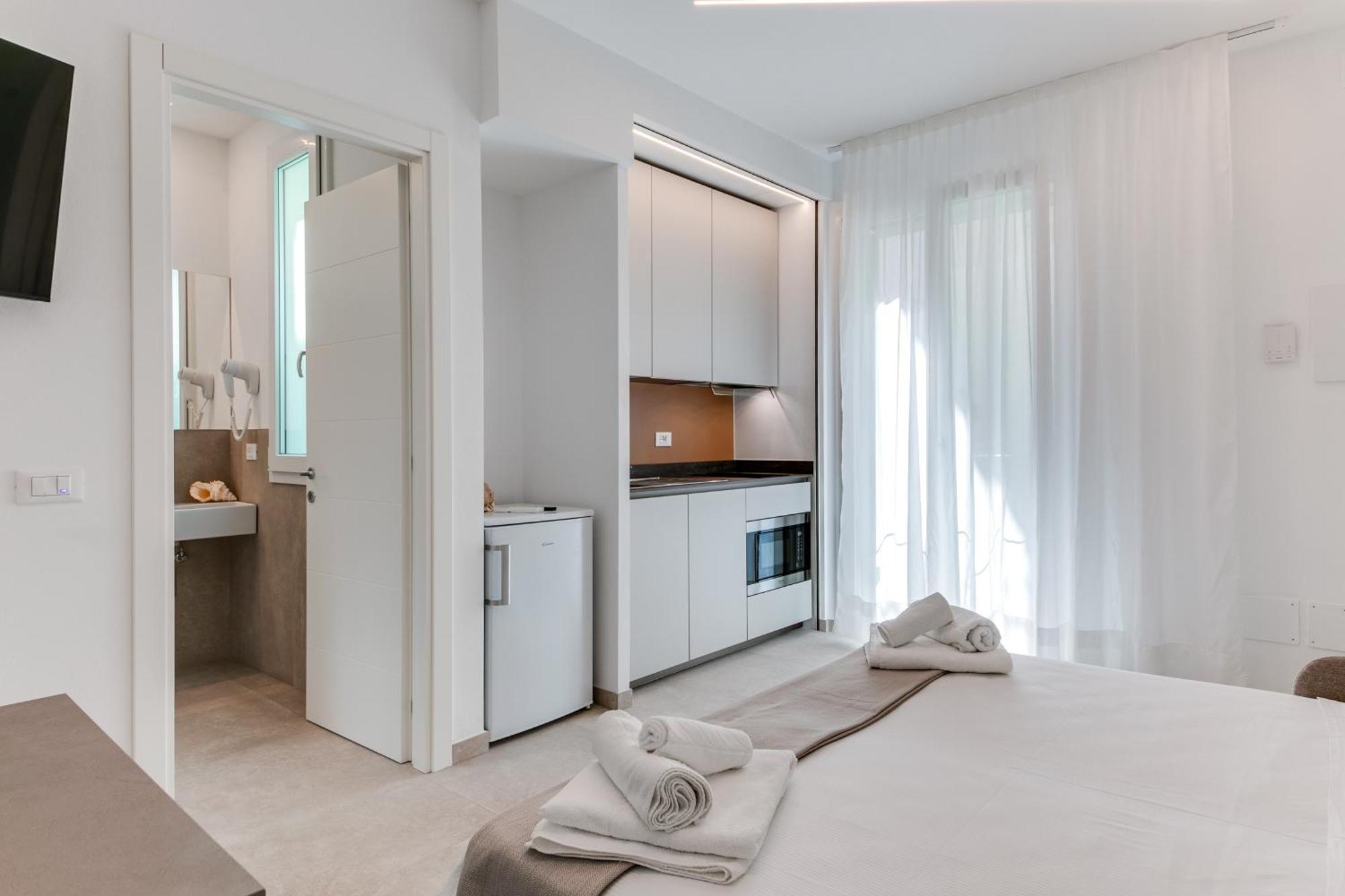 Residence Diffuso Arcobaleno Габичче-Маре Экстерьер фото